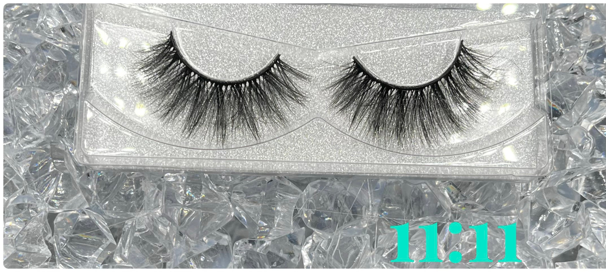 Glamorous Lashes.
