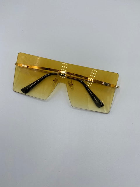 High-Class Rimless Sunglasses.