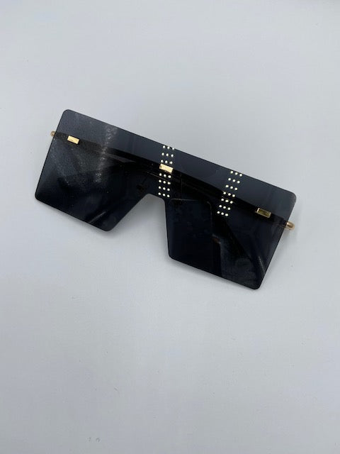 High-Class Rimless Sunglasses.